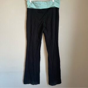 PINK Victoria's Secret Y2K Black Flare Leggings with Aqua Waistband